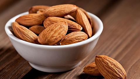 Almendras, el aperitivo más cardiosaludable
