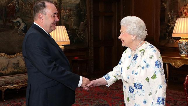 El independentismo escocés pincha en los sondeos por el miedo al perjuicio económico