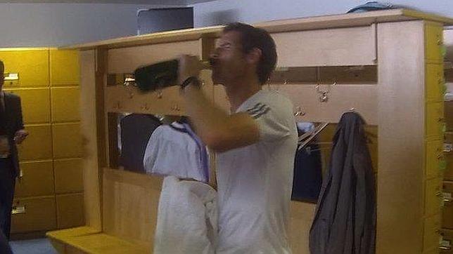 Andy Murray, celebrando su campeonato del año pasado en los vestuarios
