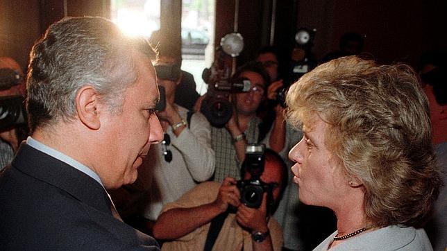 Una imagen de archivo de Soledad Becerril y Javier Arenas