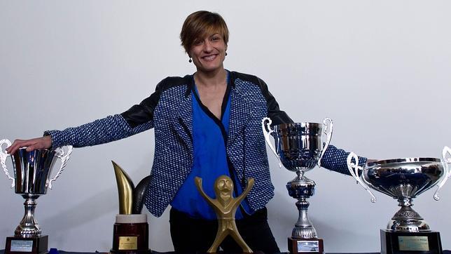 El Trofeo de la Reina de vela contará con Ana Carrascosa en el Phonemovil