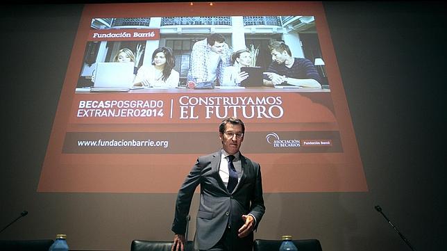 El presidente de la Xunta de Galicia, Alberto Núñez Feijóo, ha sido descrito en alguna ocasión como «Feijóo I, el Austero»