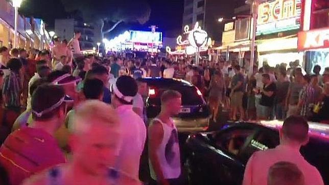 El Gobierno balear anuncia que actuará contra los concursos de felaciones en la zona turística de Magaluf