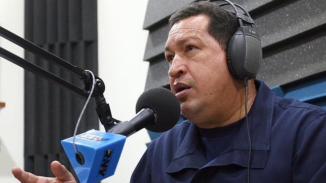 Bajo el mandato de Hugo Chávez se cerraron más de treinta emisoras críticas con su gestión de gobierno