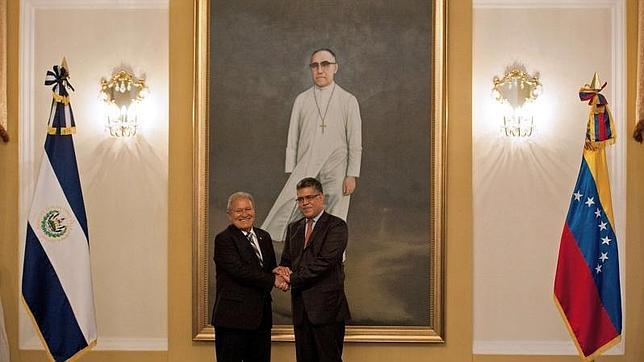 El presidente de El Salvador convierte su residencia en una galería de arte