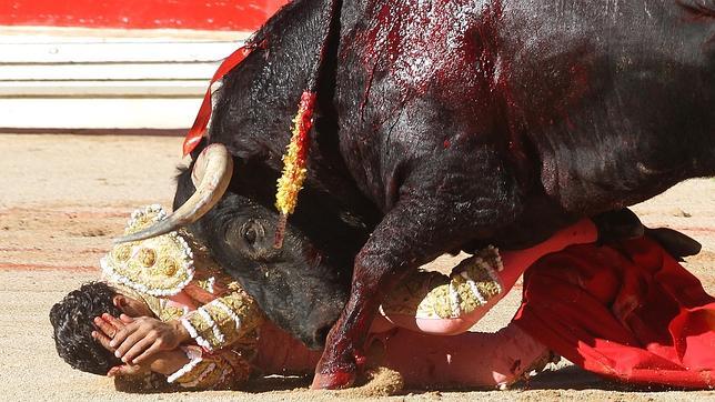 Fandiño prende la llama del entusiasmo con un gran «Español» en San Fermín