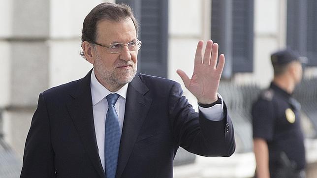 Rajoy: «El señor Esteban... ¿está con el señor Picardo?»