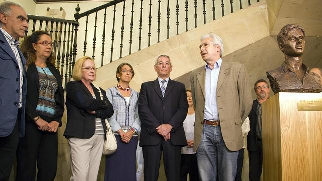 Ermua recuerda a Miguel Ángel Blanco sin PNV ni Bildu