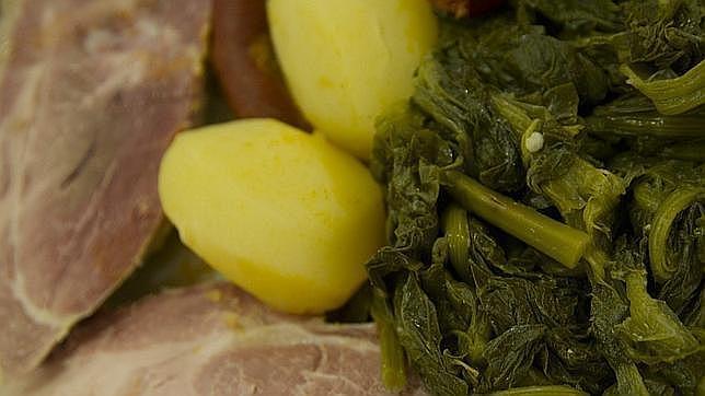 El cocido es el plato estrella del «entroido» gallego