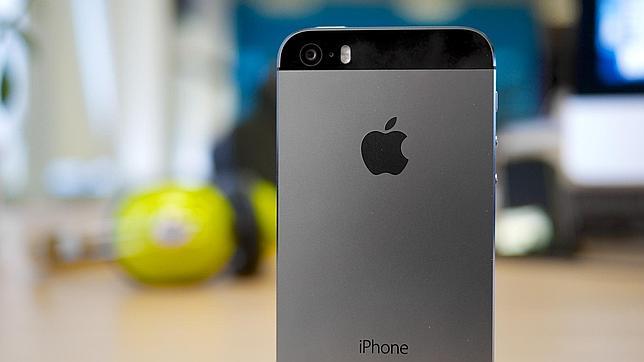 El iPhone 6 con pantalla de 5,5 pulgadas no verá luz este año