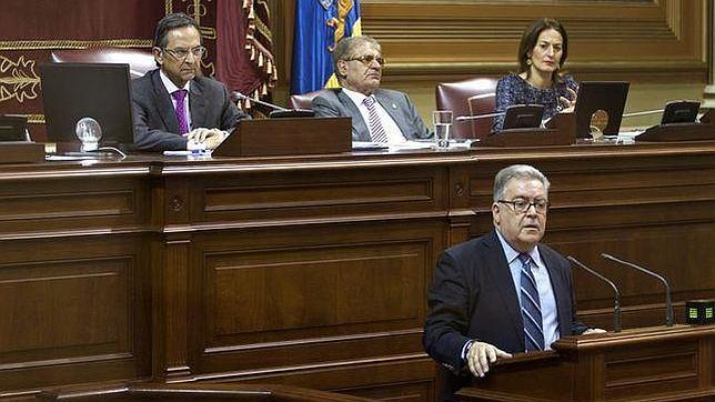 Vitelsa «sacará al aire» la señal de televisión del Parlamento de Canarias
