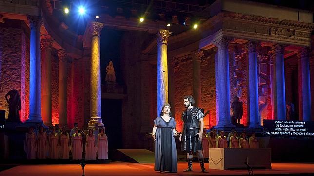 Durante el festival se pueden ver representaciones fieles en el mejor entorno posible