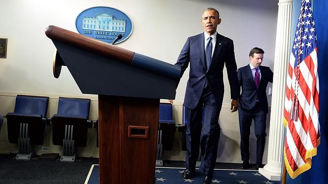 Obama anuncia más sanciones contra compañías y bancos rusos