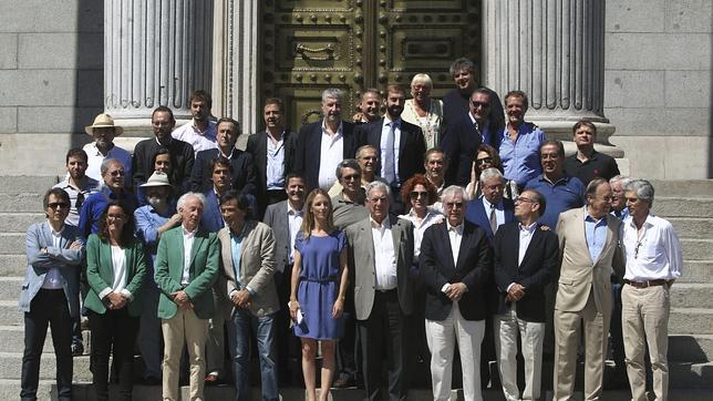 Choque de manifiestos sobre Cataluña