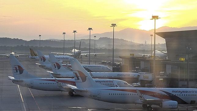 Solo un vuelo de una aerolínea española pasa por territorio ucraniano