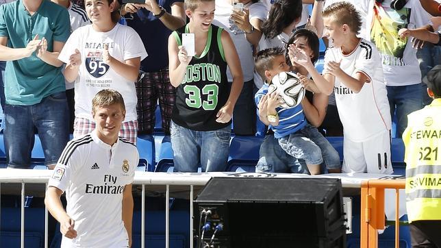 Kroos: «Si el míster quiere, jugaré la Supercopa el 12 de agosto»