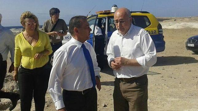 Rivero aprovecha el vertido de Agüimes para su campaña personal antipetrolera