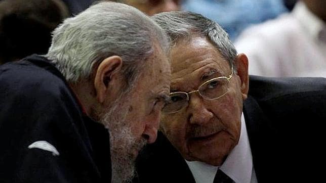 Las organizaciones de la dictadura que reprimen a los cubanos