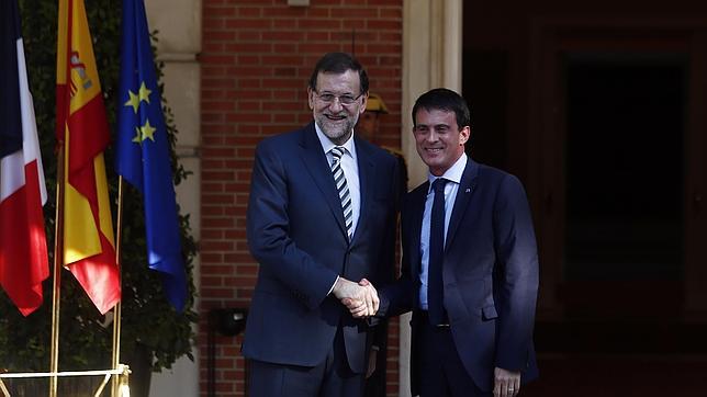 Manuel Valls muestra en Madrid su oposición al independentismo catalán