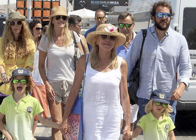 Borja Thyssen celebra su cumpleaños más familiar