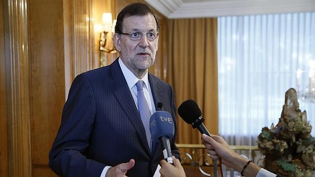 Rajoy, sobre los datos del paro: «Hemos conseguido frenar esta sangría»