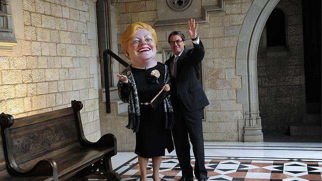 La lotería catalana sorteará los billetes con la fecha de la consulta por la alta demanda