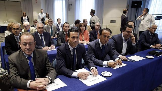 La Fundación votará este jueves el traspaso de acciones a Lim