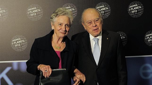 Manos Limpias denuncia a Jordi Pujol por siete delitos y a su esposa como cómplice
