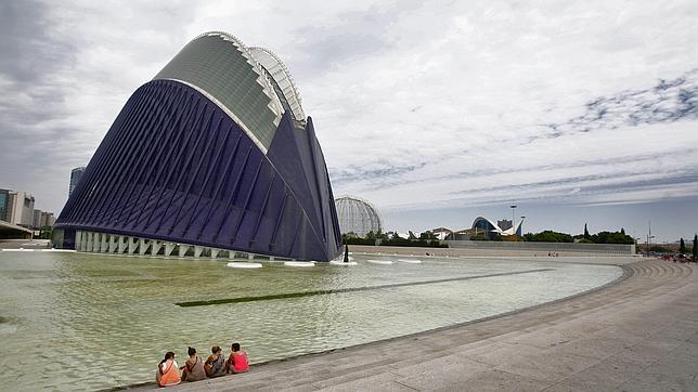 El Ágora de Calatrava también tiene problemas en su cubierta