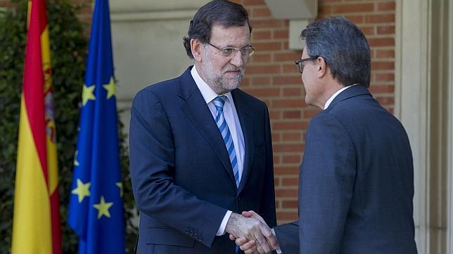 El PP exige a Mas analizar sus 23 propuestas «sin una pistola en la cabeza»