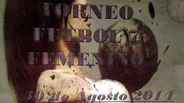 Polémica por una mujer con un balón en los pechos para promocionar un torneo de fútbol