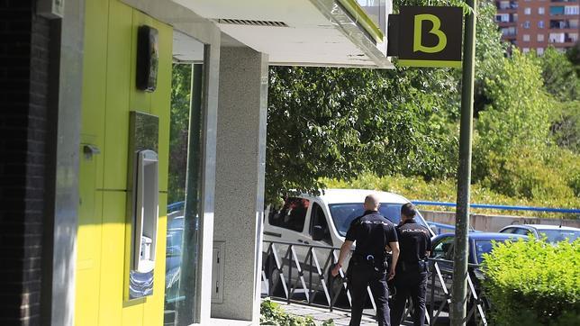 Bankia lanza nuevo un servicio para sacar dinero de cajeros sin insertar la tarjeta