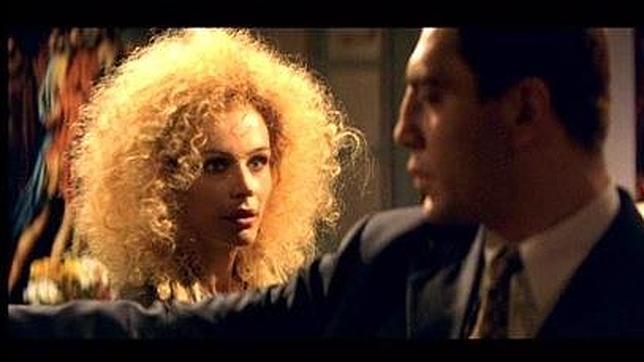 Javier Bardem y Francesa Neri en una escena de «Carne trémula»