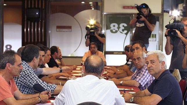 Los trabajadores ratifican el final de la huelga de basuras de Lugo tras dos meses