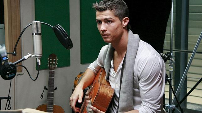 Cristiano Ronaldo rompe su relación de amor con el Banco Espírito Santo