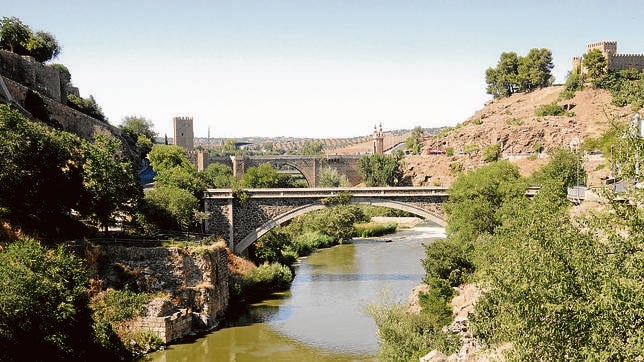 El nuevo puente Alcántara y su curiosa historia