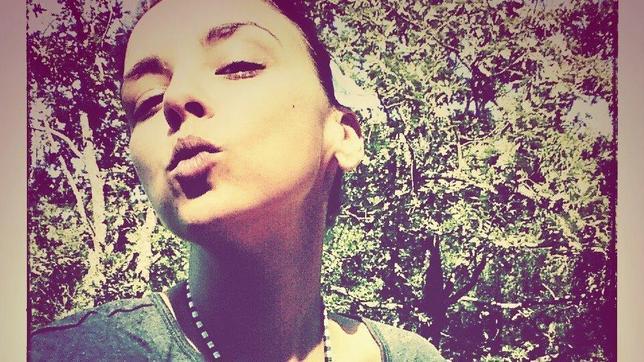 Chenoa pasa las vacaciones con su nuevo novio, Javier Arpa