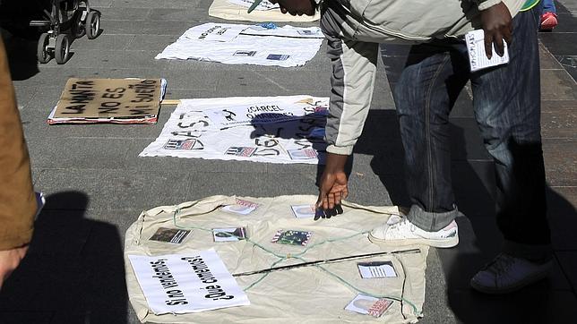 Heridos tres policías de Alcossebre tras un enfrentamiento con 40 «top manta»