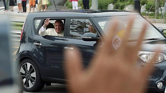El Papa Francisco envía un telegrama con sus «mejores deseos» a Xi Jinping antes de sobrevolar China