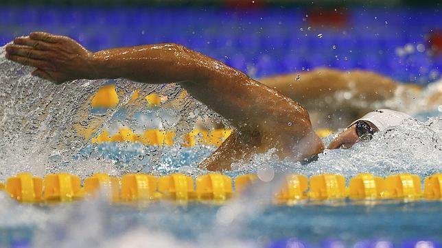 El relevo del 4x100 se mete en la final con récord de España