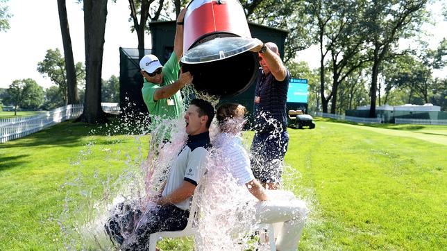 El éxito viral del «reto del agua» ya ha recaudado 30 millones de euros solo en EE.UU.