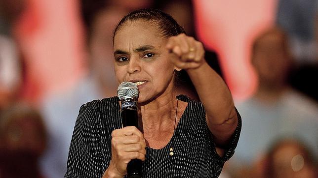 Marina Silva confirma su candidatura a la presidencia de Brasil y desata el pánico de sus rivales