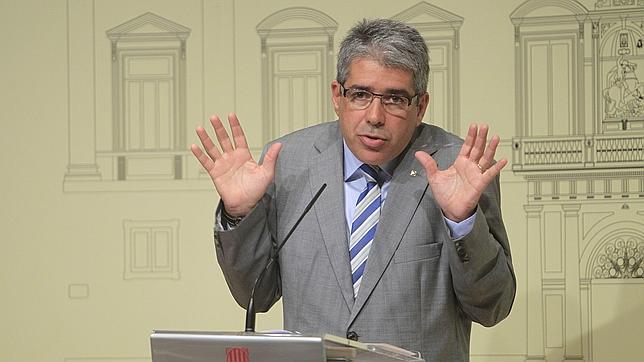 Homs afirma que si el Parlament cita a alguien «tiene que ir se llame como se llame»