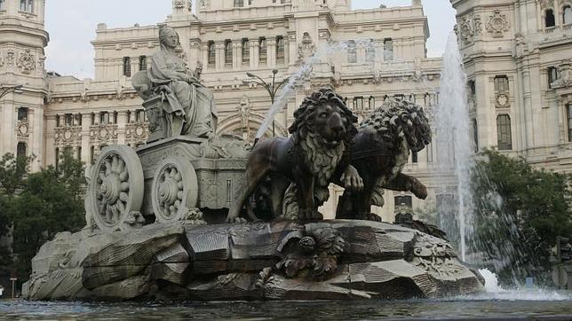Fuente y estatua de Cibeles
