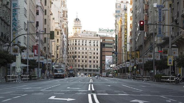 La Gran Vía, desierta