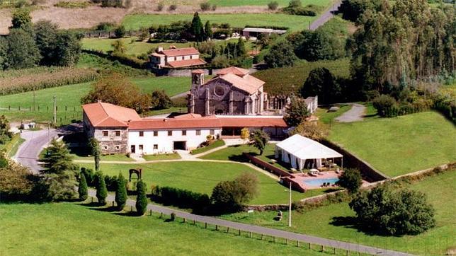 Paisaje bucólico e interior acogedor