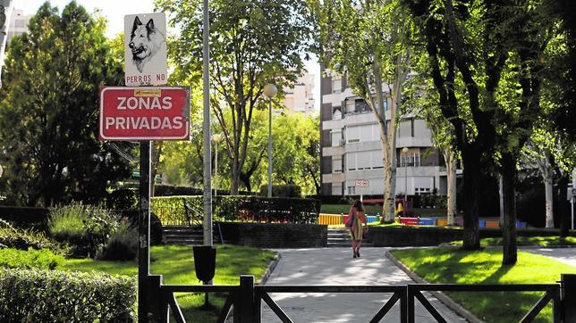 El pederasta de Ciudad Lineal no fue captado por las cámaras ni dejó ADN