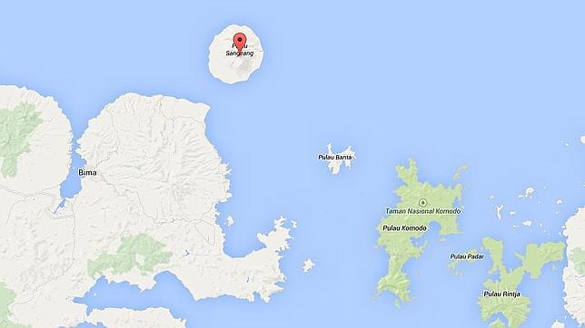 Indonesia peina la isla de Sangeang en busca de los españoles desaparecidos