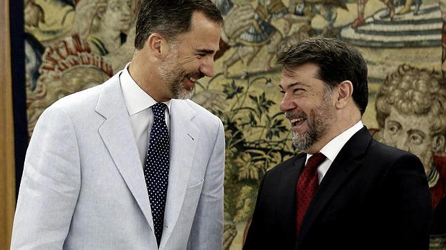 Felipe VI retoma su agenda y recibe en audiencia al investigador Pedro Alonso