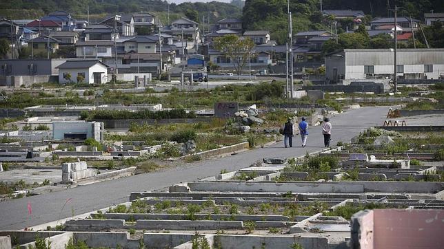 La región de Fukushima acepta finalmente albergar cementerios nucleares